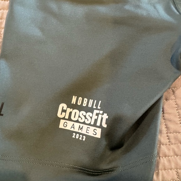 NOBULL Sleek shorts 6’’ SMALL - Picture 6 of 6